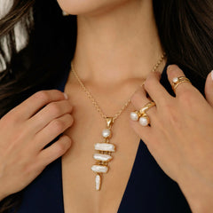 ALCHEMIA PEARL & BIWA PEARL PENDANT